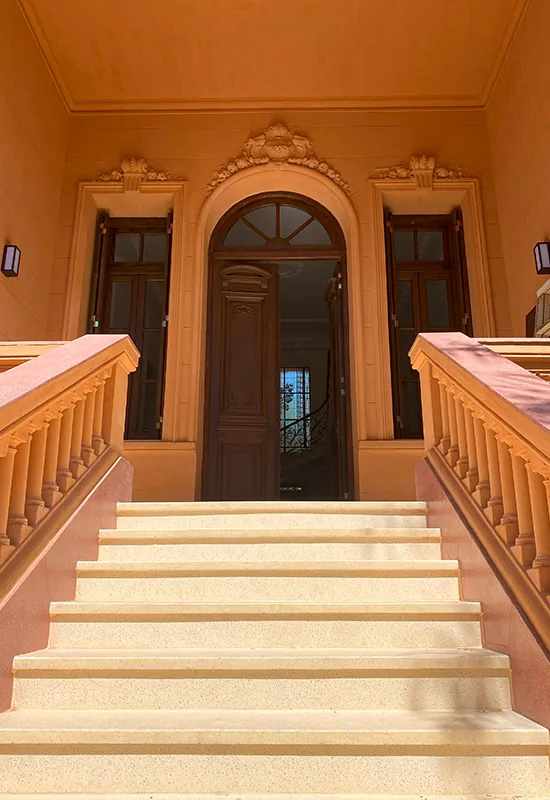 Embajada de España, aberturas de madera Tosco Piemontesa