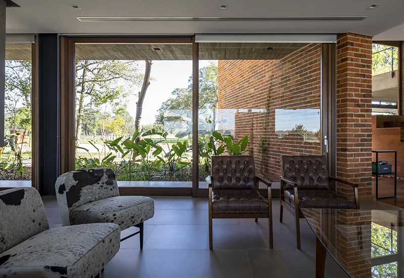 Villa La Serena, aberturas de madera Tosco Piemontesa