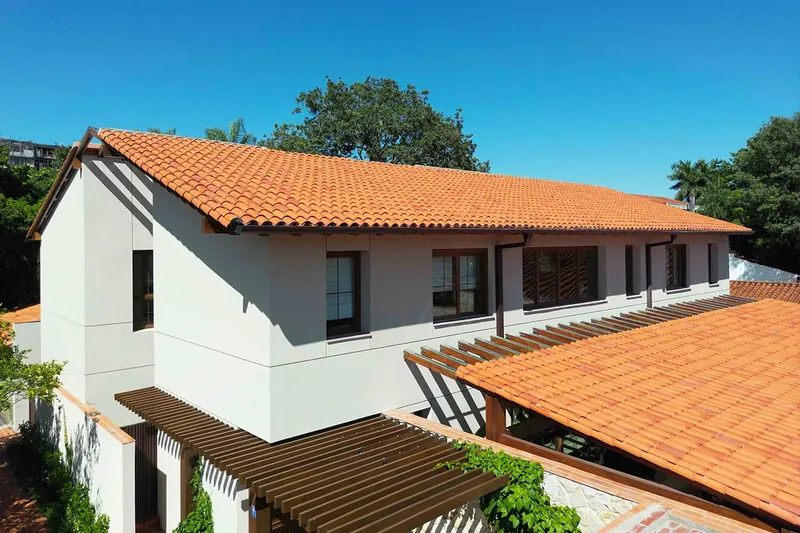 Barrio Mburucuya, proyecto con aberturas de madera de Tosco Piemontesa