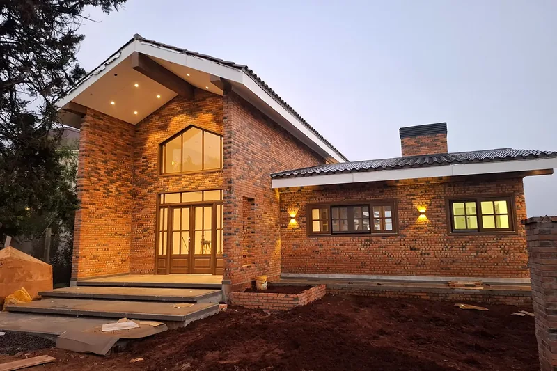 Hohenau, proyecto con aberturas de madera de Tosco Piemontesa